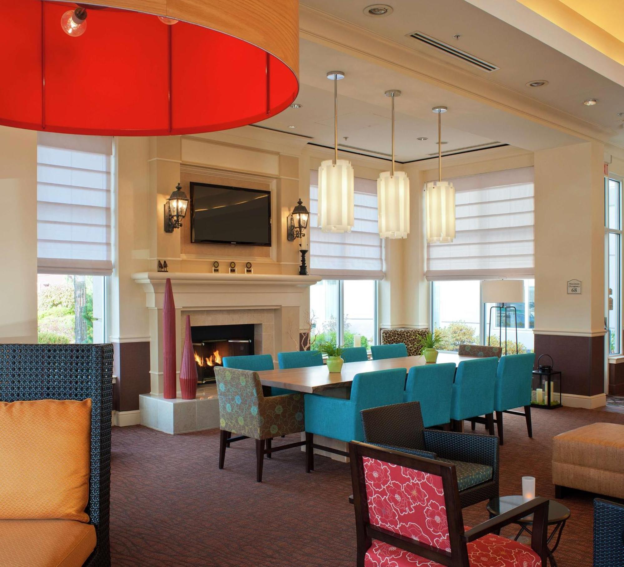 Hilton Garden Inn Allentown Bethlehem Airport Exterior photo